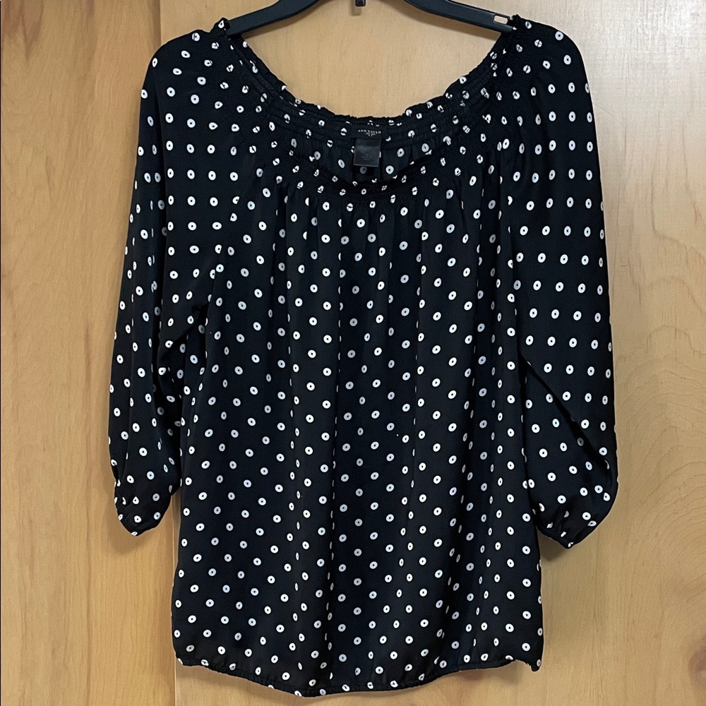 Ann Taylor Black and White Dot Blouse off the Shoulder size small